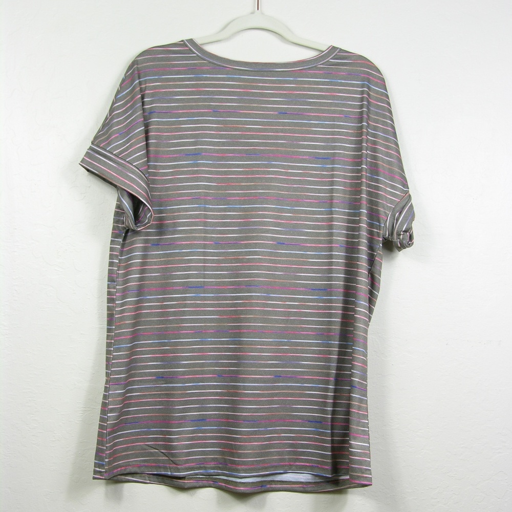 LAST ONE!! Green & Multi Color Front Pocket Tee - Picture 5 of 8